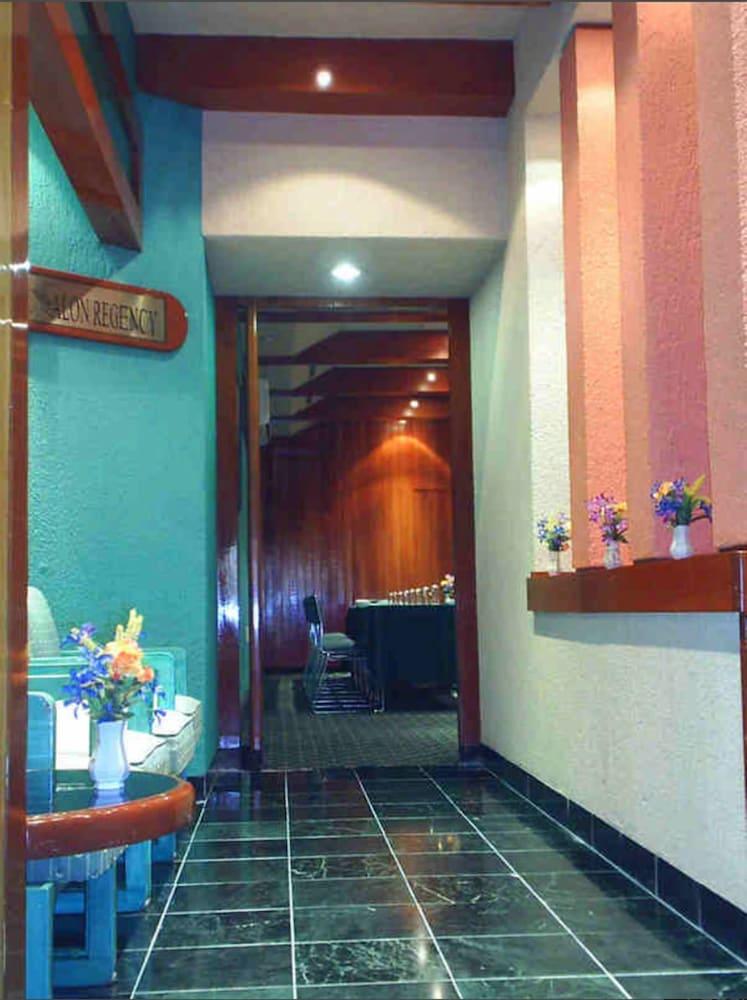 Hotel Segovia Regency Città del Messico Esterno foto