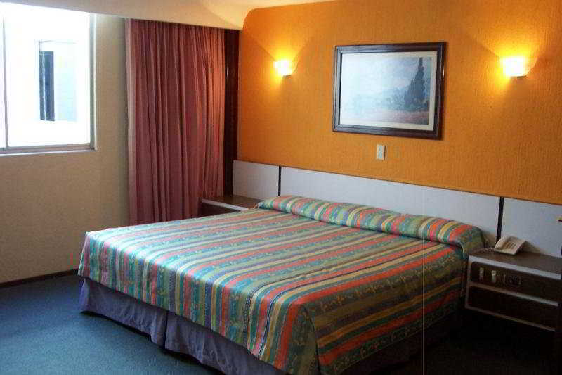 Hotel Segovia Regency Città del Messico Esterno foto