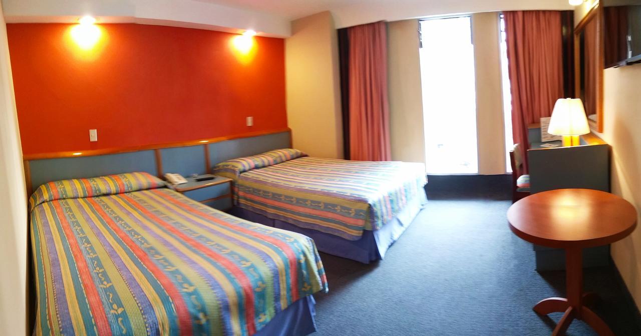 Hotel Segovia Regency Città del Messico Esterno foto